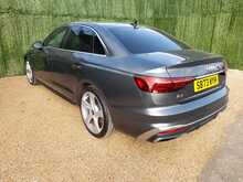 Audi A4 TFSI S line - U150340