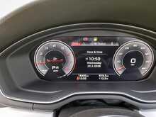 Audi A4 TFSI S line - U150340