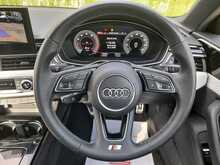 Audi A4 TFSI S line - U150340