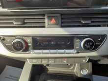 Audi A4 TFSI S line - U150340