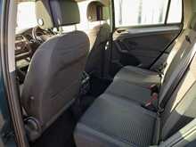 Volkswagen Tiguan TSI Active - U150346