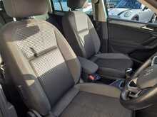 Volkswagen Tiguan TSI Active - U150346