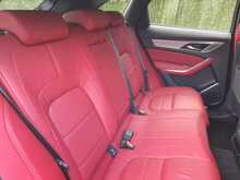 Jaguar F-PACE D165 MHEV R-Dynamic S - U150400
