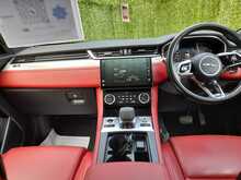 Jaguar F-PACE D165 MHEV R-Dynamic S - U150400