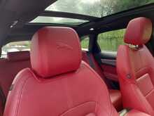 Jaguar F-PACE D165 MHEV R-Dynamic S - U150400