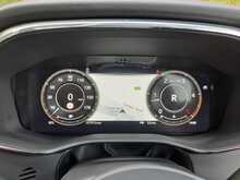 Jaguar F-PACE D165 MHEV R-Dynamic S - U150400