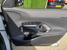 Toyota Yaris Cross VVT-h Excel - U150403