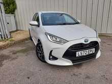 Toyota Yaris VVT-h Design - U150413