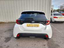 Toyota Yaris VVT-h Design - U150413
