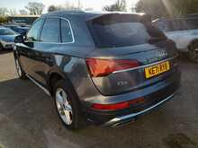 Audi Q5 TFSI S line - U150416