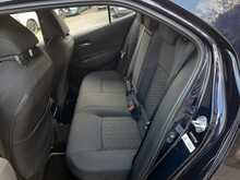 Toyota Corolla VVT-h Icon Tech - U150473