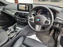 BMW 5 Series 520d MHT M Sport - U150496