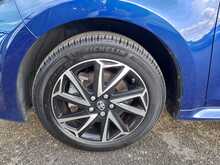 Toyota Yaris VVT-h Design - U150503