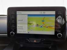 Toyota Yaris VVT-h Design - U150503