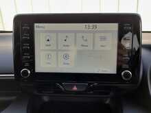 Toyota Yaris VVT-h Design - U150503