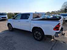 Toyota Hilux D-4D Invincible - U150521