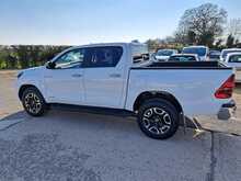 Toyota Hilux D-4D Invincible - U150521