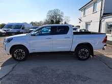 Toyota Hilux D-4D Invincible - U150521