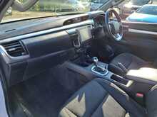 Toyota Hilux D-4D Invincible - U150521