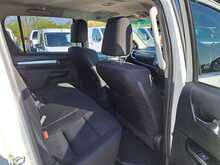 Toyota Hilux D-4D Invincible - U150521