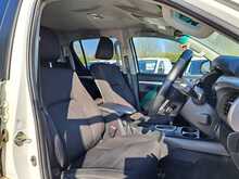 Toyota Hilux D-4D Invincible - U150521
