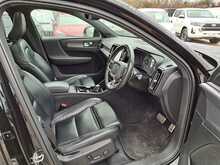 Volvo XC40 T4 R-Design Pro - U150535