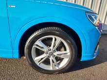 Audi Q3 TFSI S line - U150536