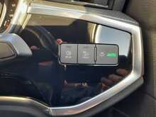 Audi Q3 TFSI S line - U150536