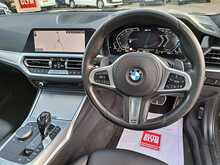 BMW 3 Series 330e M Sport - U150543