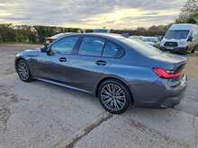 BMW 3 Series 330e M Sport - U150543