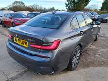 BMW 3 Series 330e M Sport - U150543
