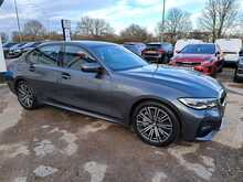 BMW 3 Series 330e M Sport - U150543