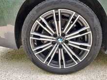 BMW 3 Series 330e M Sport - U150543
