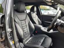 BMW 3 Series 330e M Sport - U150543