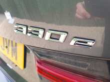 BMW 3 Series 330e M Sport - U150543