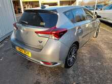 Toyota Auris VVT-h GB25 - U150548