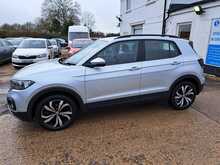 Volkswagen T-Cross TSI SE - U150549