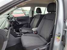 Volkswagen T-Cross TSI SE - U150549