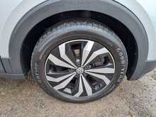 Volkswagen T-Cross TSI SE - U150549