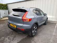 Volvo XC40 B3 MHEV Plus - U150555