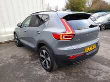 Volvo XC40 B3 MHEV Plus - U150555