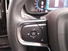 Volvo XC40 B3 MHEV Plus - U150555