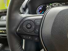 Toyota RAV4 VVT-h Design - U150556