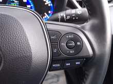 Toyota Corolla VVT-h Icon Tech - U150566