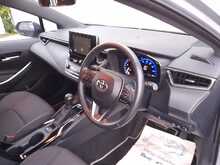 Toyota Corolla VVT-h Icon Tech - U150566