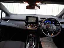 Toyota Corolla VVT-h Icon Tech - U150566