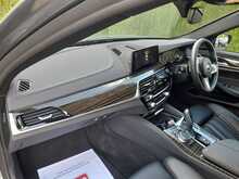 BMW 5 Series 530i M Sport - U150573