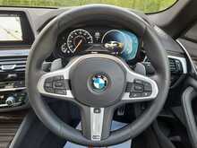 BMW 5 Series 530i M Sport - U150573