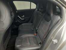 Mercedes-Benz A Class A250e AMG Line - U150589