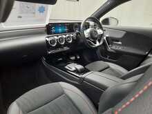 Mercedes-Benz A Class A250e AMG Line - U150589